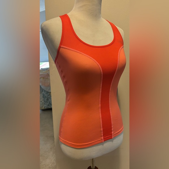 Helly Hansen NWT Pace Singlet activewear/Running top.,orange, UPF 30+. Size XS. - Picture 5 of 8